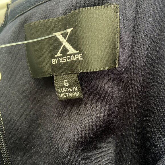 *Xscape* Evenings Charmaine" Long Off the Shoulder Velvet Gown 6 NWOT - Picture 5 of 5